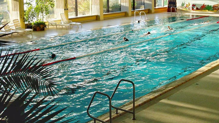 Hallenbad